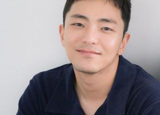 ‘토니상 6관왕’ 박천휴 작가 “10년간의 마라톤, ‘해피엔딩’으로 마무리”[D:인터뷰]