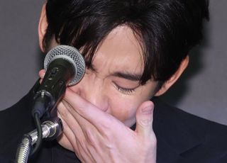 김수현, 故김새론 유족·가세연 무고죄로 고소