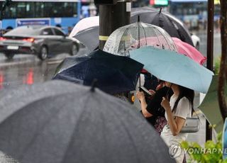 [오늘 날씨] 전국 대부분 비소식 '장마' 다시 시작...장마철 무좀 관리법