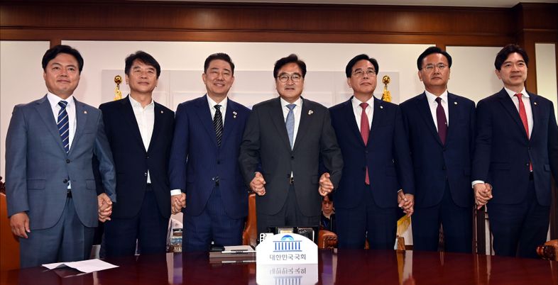 여야, 26일 본회의 합의…법사위원장 재배분 '평행선'