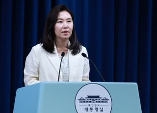 李대통령 "부처 간 협의로 해결책 조정 안되면 꼭 알려달라"