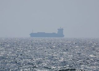 지수 먼저 반응했다…터져버린 화약고 중동, 해운 운임 ‘격랑’