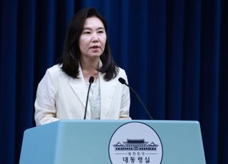 李대통령 "부처 간 협의로 해결책 조정 안되면 꼭 알려달라"