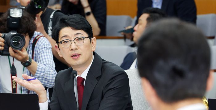 "문제제기부터 법안발의까지"…'저격수' 주진우, '청문회 스타'로 부상