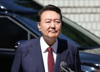 尹 전 대통령측, 법원에 '특검 체포영장 청구 위법' 의견서 제출