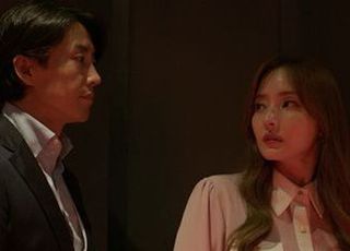'악의 도시' 미공개 스틸 8종 공개…몰입감 더한다