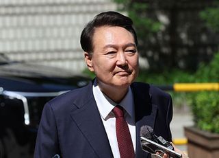 내란특검, 윤 전 대통령 체포영장 청구 이어 '출국금지' 신청