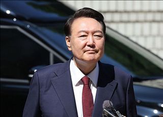 尹 신병확보 총력전 나선 내란특검…체포영장 이은 출국금지 신청