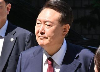 법원, 尹 체포영장 기각…내란특검 "28일 오전 9시 출석 요구"