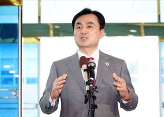 안규백 국방부 장관 후보자, 인사청문회 준비사무실 첫 출근