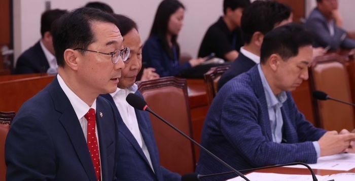 정동영, '통일부 명칭 변경' 적극 검토에…국민의힘 "제2의 김여정 하명법 될 것"