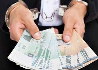 [은행 내부통제 사슬③] 사후 제재보다 예방 중요성 커지자…허점 막을 AI 기대 '쑥'