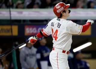 또 대기록 쏜 최정, SSG 짜릿한 역전승…패한 한화 공동선두 