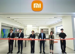 '샤오미 스토어' IFC몰 서울 여의도점 오픈…스마트 밴드 10 판매