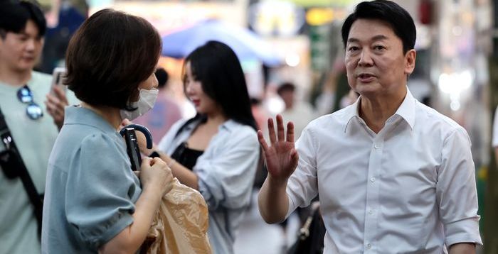 안철수 "대선 백서 시작하자…어리석은 모습 낱낱이 기록해야"