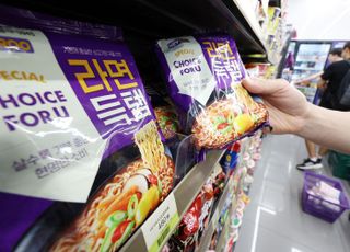 식탁물가 고공행진 속 400~500원대 PB라면 '불티'