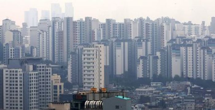 "현금 8.6억 있어야 서울서 집 산다"…서울 아파트 74% '대출 규제' 타격