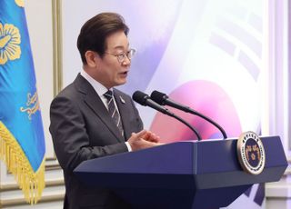 李대통령 국정지지율 59.7%…민주당 50.6%·국민의힘 30.0% [리얼미터]