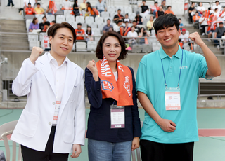 동탄시티병원, 화성FC에 의료 카트 기증…경기장 의료 안전망 강화