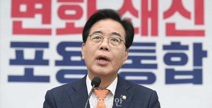 송언석, 국민의힘 '비대위원장 겸임'…"환골탈태해 거듭날 것"