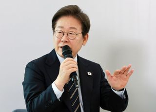 17개 부처 중 현직 의원 7명…행정부까지 장악하나