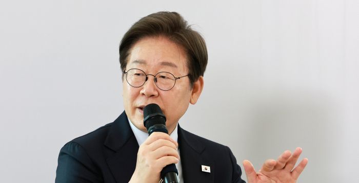 17개 부처 중 현직 의원 7명…행정부까지 장악하나