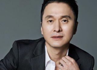 장현성, 에일리언컴퍼니와 전속계약 체결…엄정화·정준원과 한솥밥