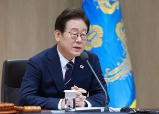 이진숙 "방통위원 대통령 몫 지명해달라" 이재명 "1대 1구조 대안 있나"