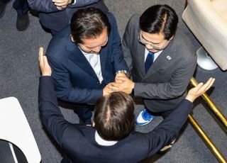 ‘명심’ 박찬대냐, ‘버선발’ 정청래냐…민주당 전당대회 ‘찐명’승부 예고