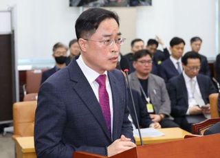 이진동 대검 차장 "수사·기소 분리 납득 안 돼…심도 있게 추진돼야"