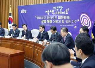 ‘증시 부양 첫걸음’ 상법 개정안 통과 가능성에…밸류업 ETF 뜬다