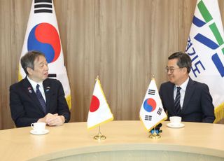 김동연, 주한 일본대사 만나 "양국 미래지향적 관계 협력 방안 논의"