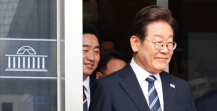 [李취임한달③] 군 개혁엔 '문민'…외교·남북관계는 '회복·복원'