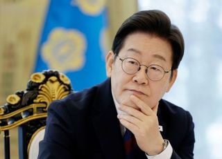 [속보] 야5당 '조국·화물연대' 사면복권 건의…李대통령, 실태파악 지시