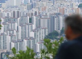 한국의 사회상 담은 ‘센서스 100년’...올해는 ‘가족 돌봄 시간’ 묻는다