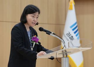 임은정 동부지검장, 취임날 내부 직격…"검찰권 감당할 자격 있나"