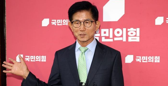 김문수 "국민의힘, 하루 이틀 개선 안돼…안철수 혁신위원장 적합"