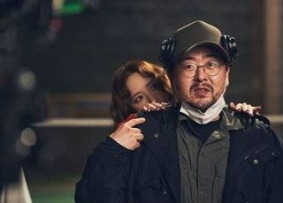 '엑시트' 임윤아, 이상근 감독과 한번 더…'악마가 이사왔다' 8월 개봉