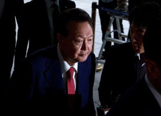 윤석열 전 대통령, 내란특검 2차 소환조사 출석