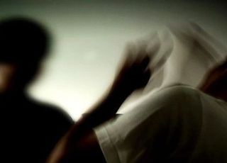 먼저 쳐다보고는 "왜 시비 거냐"…폭행 저지른 40대 출소男