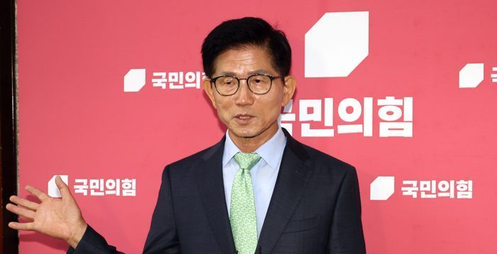 김문수 "국민의힘 107명 못 뭉치는 게 문제…종 울리겠다"