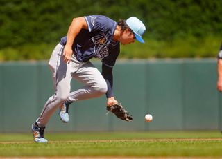 김하성, MLB 복귀 하루 만에 결장…TB 감독 “매일 몸 상태 지켜볼 것”