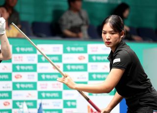스롱, 김가영 독주 저지…2년 만에 8번째 우승 도전