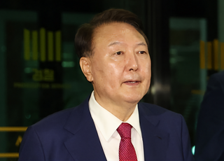 내란특검, 尹 구속영장 청구…"외환 혐의는 조사량 많이 남아 제외"
