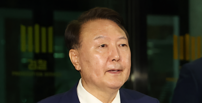 내란특검, 尹 구속영장 청구…"외환 혐의는 조사량 많이 남아 제외"