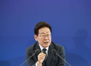 [속보] 李대통령, 인천 맨홀사고에 "감독강화 등 특단 조치해야"