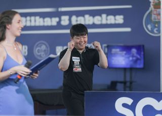 환호하는 조명우 ‘내가 우승이다!’ [포르투 3쿠션 월드컵 포토]