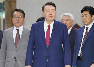 "尹영장 유출 개인정보법 위반 성립 가능성…특검, 진술 관여 막는 압박 목적도" [법조계에 물어보니 662]