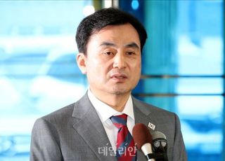 안규백 "육해공 합동성 강화 위해 사관학교 통합 추진…국방2차관 신설 검토"