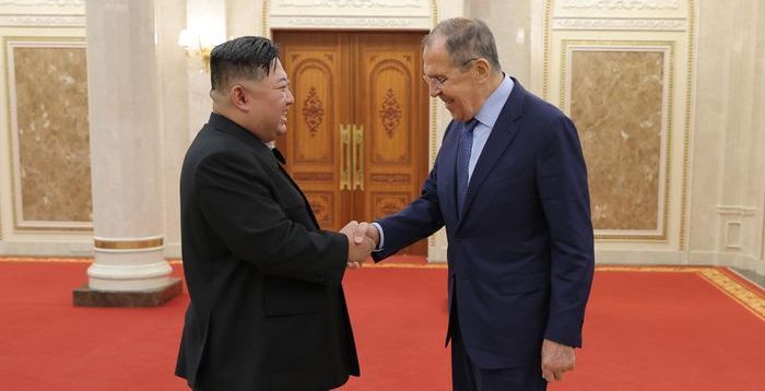 러 라브로프, 北 원산 방문…푸틴 메시지 전달